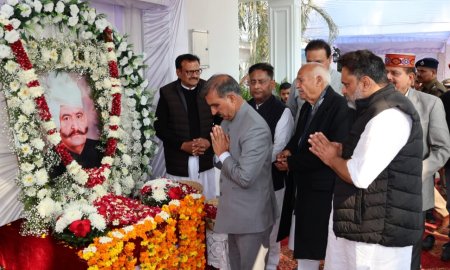 मुख्यमंत्री ने पूर्व मंत्री सुजान सिंह पठानिया की पुण्यतिथि पर श्रद्धाजंलि की अर्पित