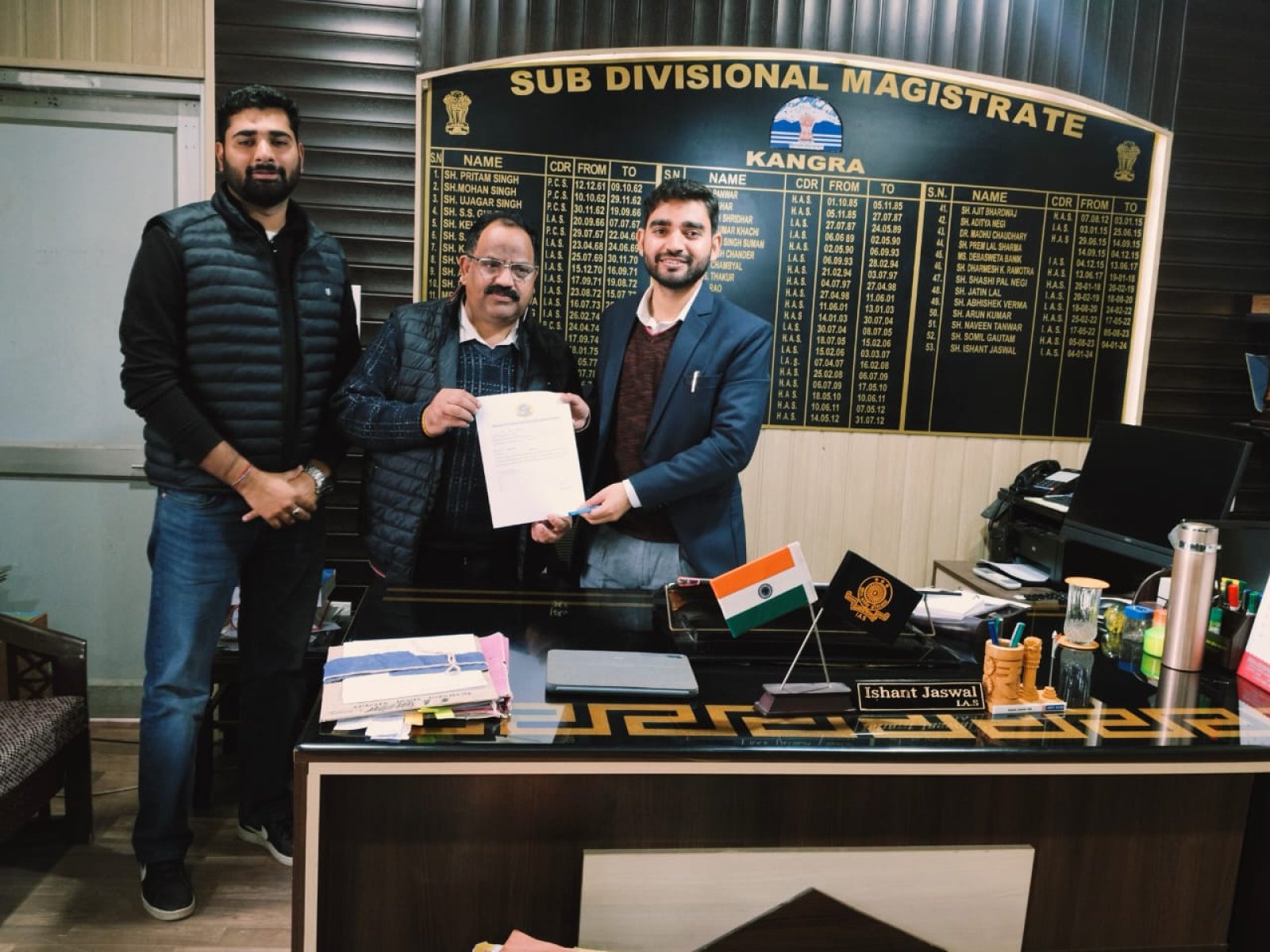 HPSEB के अधिकारियों ने किया विद्युत एनर्जी मीटर पर मिलने वाली सब्सिडी का परित्याग