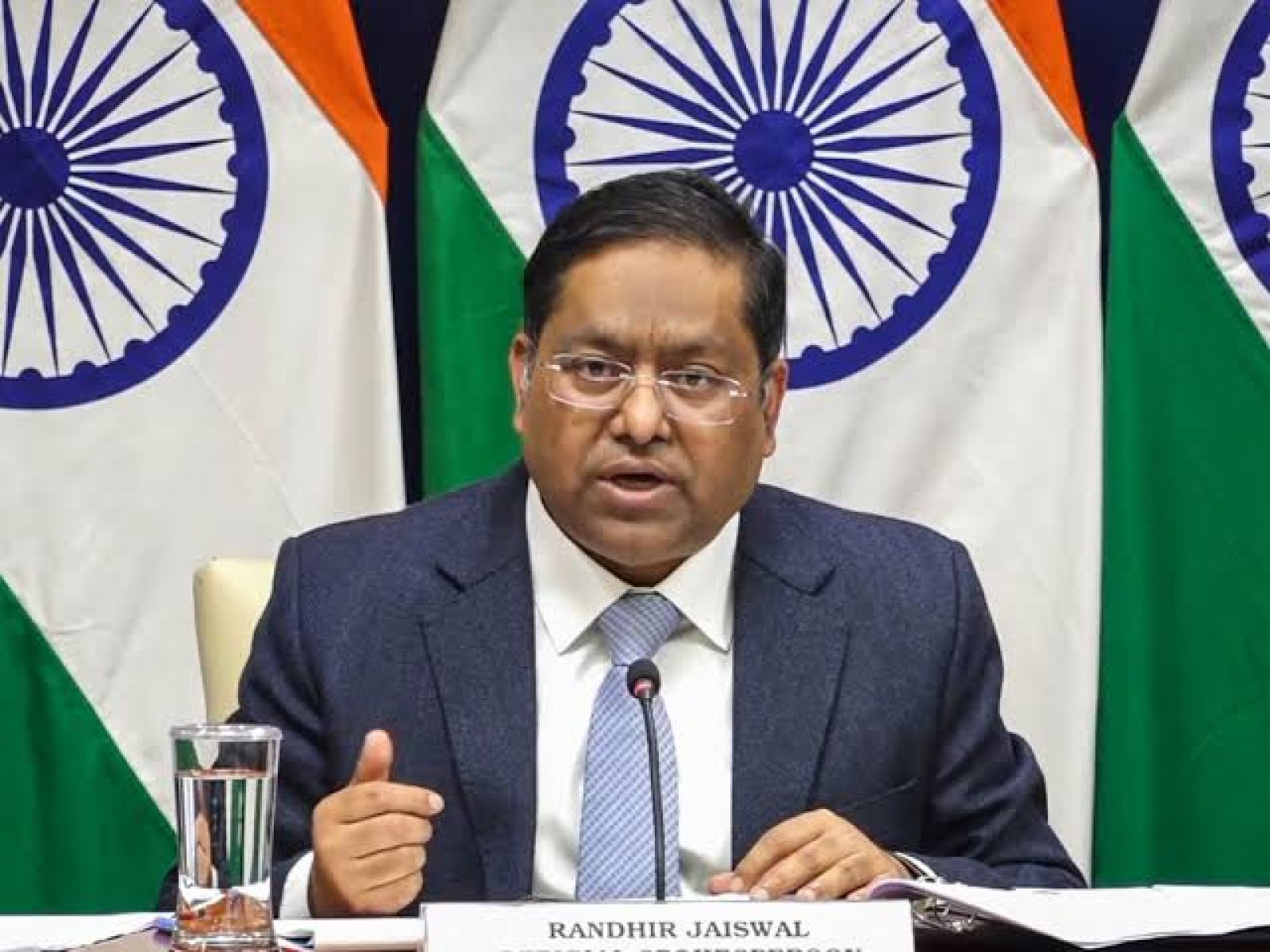 विदेश मंत्रालय: रूस-यूक्रेन युद्ध में 12 भारतीयों की मौत, 16 लापता, 96 भारतीय लौटे घर