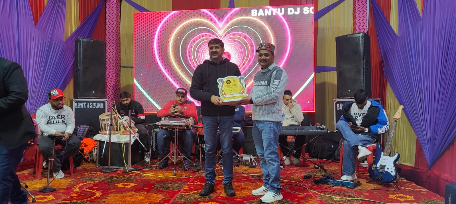 कांगड़ा विधानसभा के अंतर्गत गांव बाग टीका में सांस्कृतिक संध्या का किया आयोजन