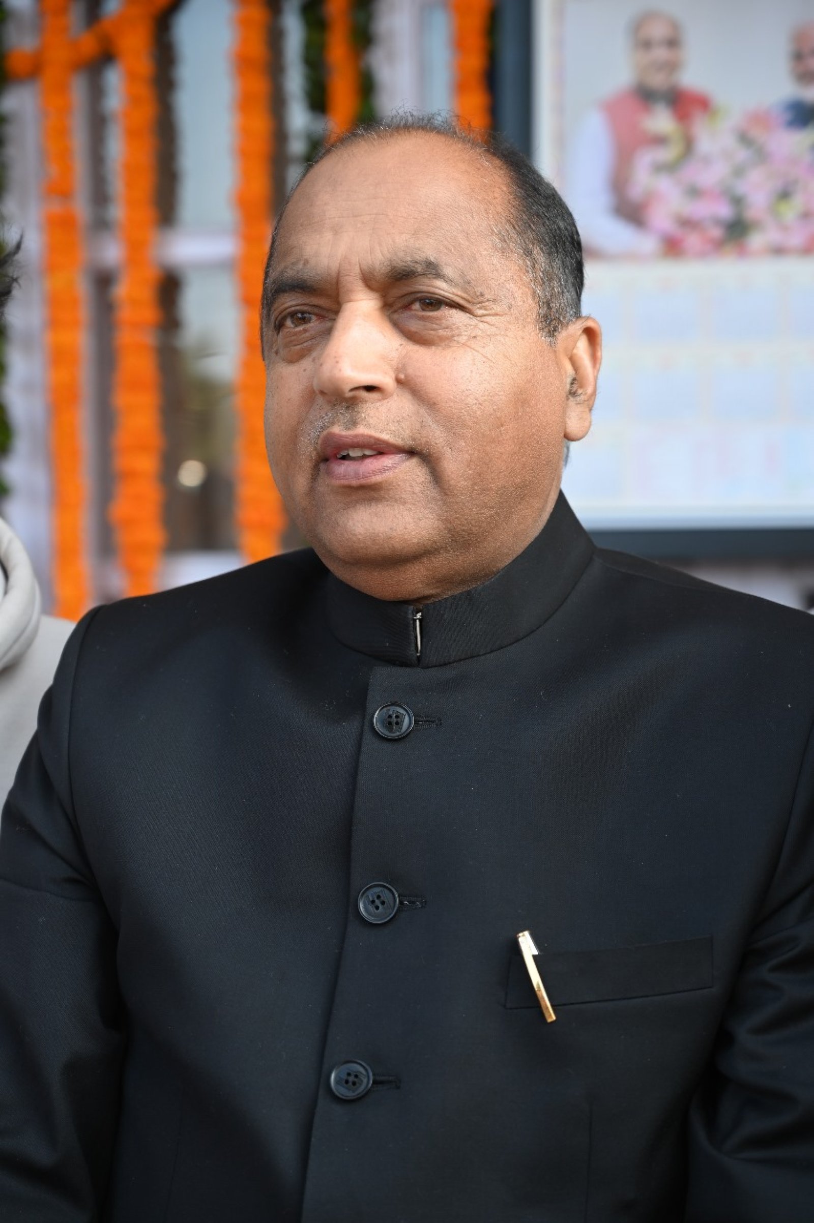 पूर्व मुख़्यमंत्री बोले व्यवस्था परिवर्तन में स्कूलों की ग्रांट रोक रही सरकार
