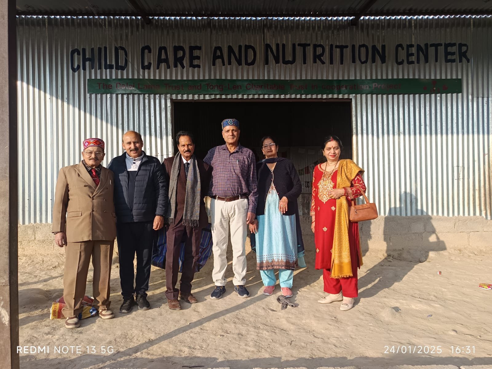 सीनियर सिटीजन फोरम ने स्लम एरिया में किया चाइल्ड केयर और न्यूट्रिशन सेंटर का आयोजन