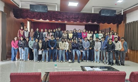एमसीएम डीएवी कॉलेज कांगड़ा में रोड सेफ्टी ट्रेनिंग पर विशिष्ट व्याख्यान का किया आयोजन