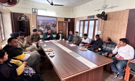 शम्मी सोनी की अध्यक्षता में किया नगर परिषद नादौन की बैठक का आयोजन, शहर की समस्याओं पर हुई चर्चा