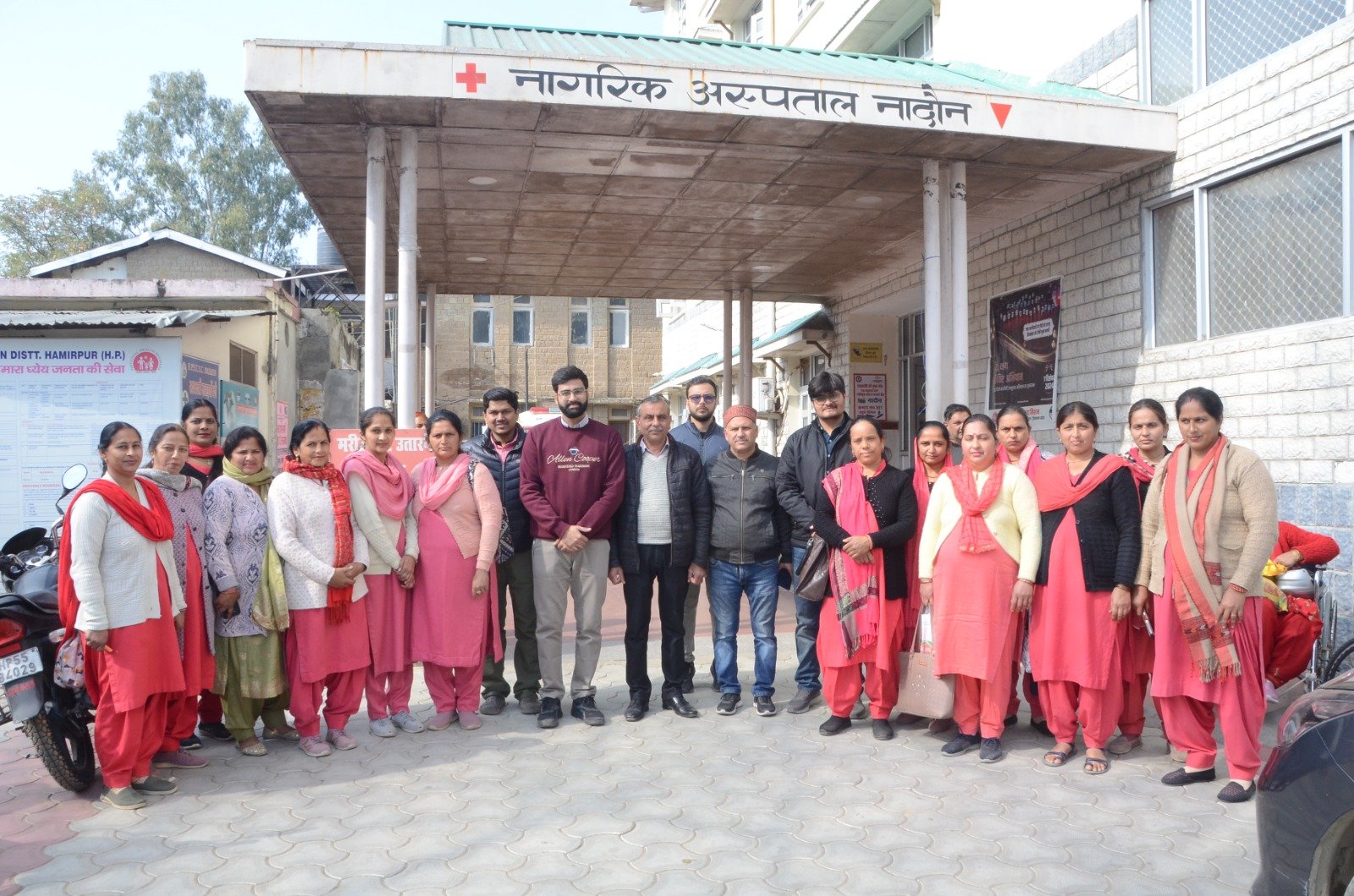 नादौन में मिर्गी रोग रोकथाम अभियान के तहत एम्स दिल्ली के विशेषज्ञों ने की मरीजों की जांच