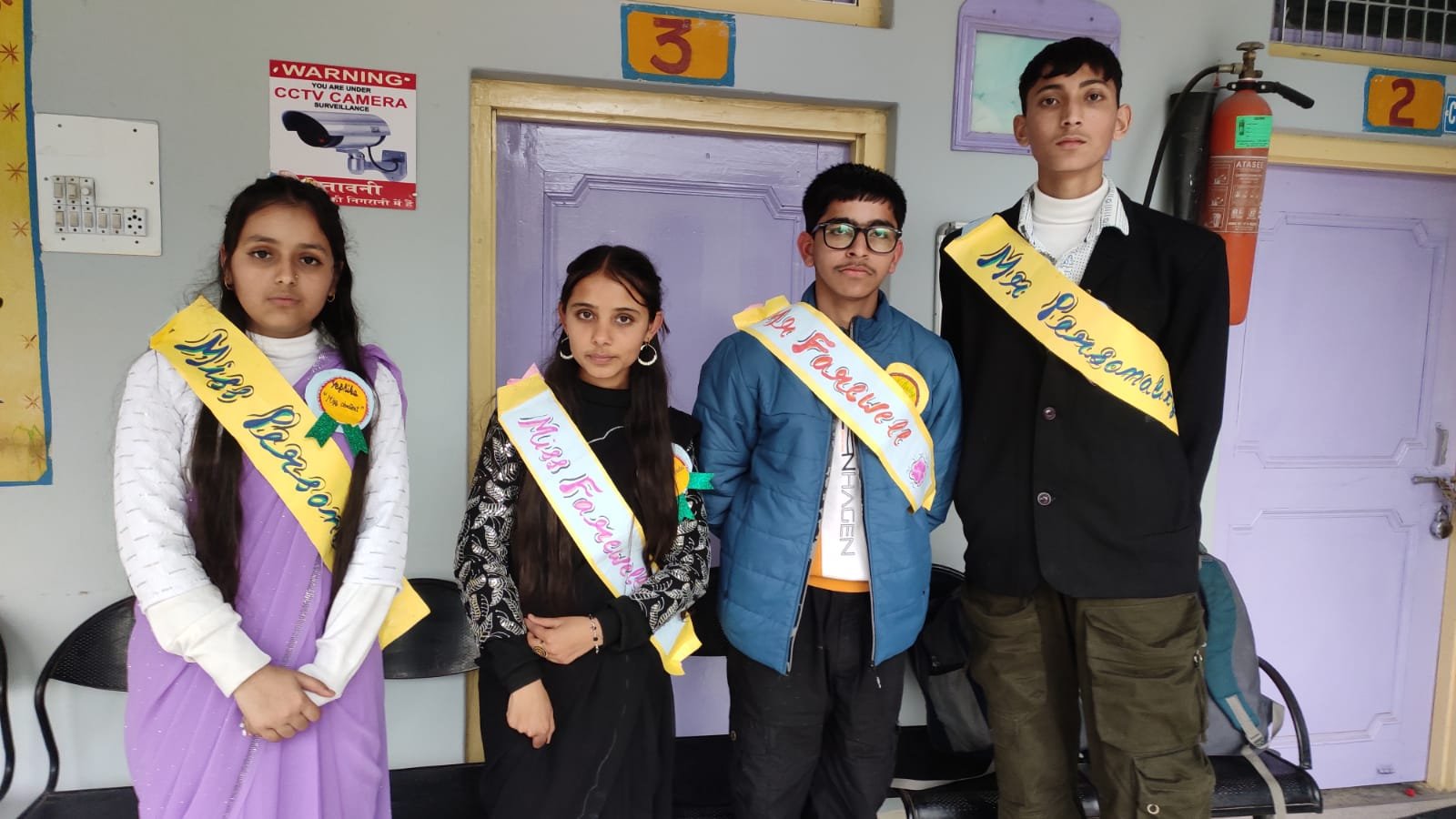 लेफ्टिनेंट नरैण मैमोरियल पब्लिक स्कूल में कक्षा 10वीं के लिए विदाई समारोह आयोजित