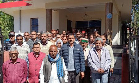 नादौन में विद्युत बोर्ड पेंशनर्स फोरम की बैठक का किया आयोजन