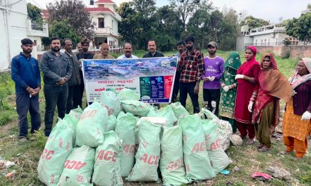नादौन में "स्वच्छ शहर समृद्ध शहर" अभियान के तहत अमतर व बेला में चलाया स्वच्छता अभियान