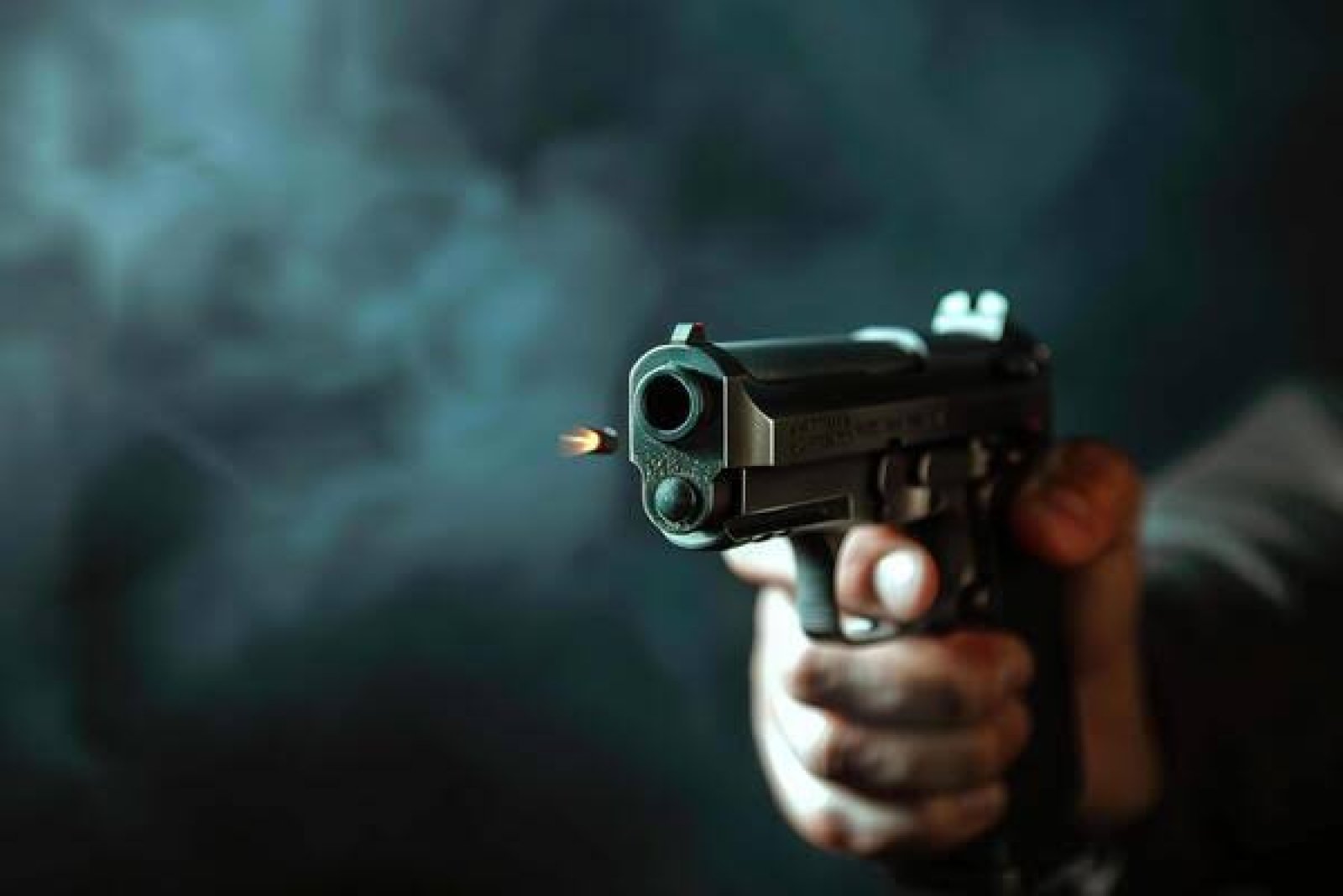 जमीन के लिए बेटे ने ही करवाई पिता की हत्या