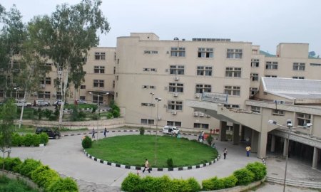 सुख सरकार टांडा कालेज में बेहतर स्वास्थ्य सुविधाओं का सपना कर रही साकार