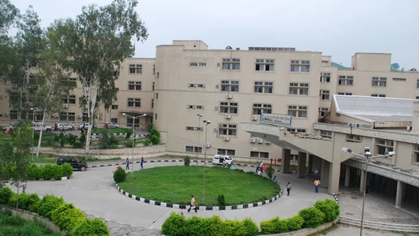 सुख सरकार टांडा कालेज में बेहतर स्वास्थ्य सुविधाओं का सपना कर रही साकार