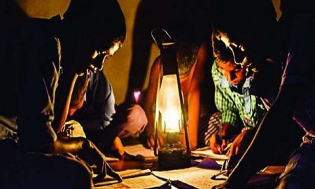 कांगू क्षेत्र में बिजली की आंख मिचौनी से लोग परेशान