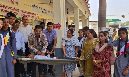 गौना करौर स्कूल में मॉक ड्रिल के ज़रिए छात्रों को आपदा प्रबंधन का प्रशिक्षण