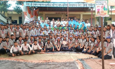 एसपी भगत सिंह ठाकुर ने बच्चों को दी प्रेरणा: 'अपने कौशल से कुछ भी बनो, लेकिन अच्छा बनो'