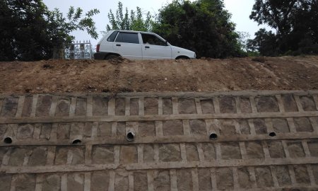 नादौन-हमीरपुर फोरलेन के डंगे बने खतरे की घंटी