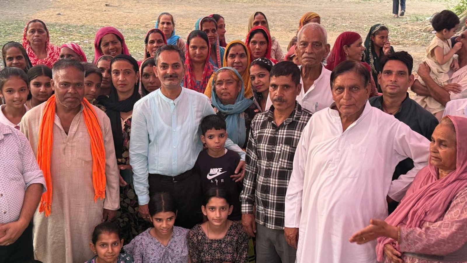 नंदरुल पंचायत में अजय वर्मा ने सुनी जन समस्याएं, कई का मौके पर निपटारा