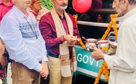 धर्मशाला पहुंची नई वोल्वो बसें, एचआरटीसी उपाध्यक्ष ने किया शुभारंभ