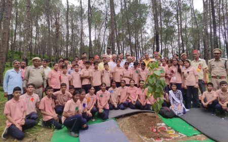 "एक पेड़ मां के नाम" अभियान में बतौर मुख्यातिथि पहुंचे सुभाष ढटवलिया