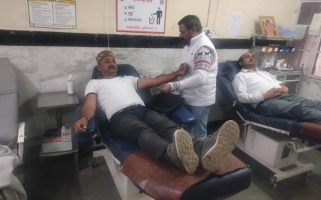 35वीं बार रक्तदान कर शिक्षक नेता दयाराम ठाकुर ने रचा इतिहास – समाजसेवा का अनूठा उदाहरण