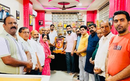 नादौन में धूमधाम से मनाई गई पूर्व प्रधानमंत्री राजीव गांधी की जयंती, कांग्रेस कार्यकर्ताओं ने किया माल्यार्पण