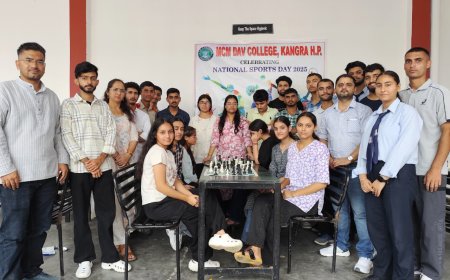 राष्ट्रीय खेल दिवस पर एमसीएम DAV कांगड़ा में शतरंज मुकाबला