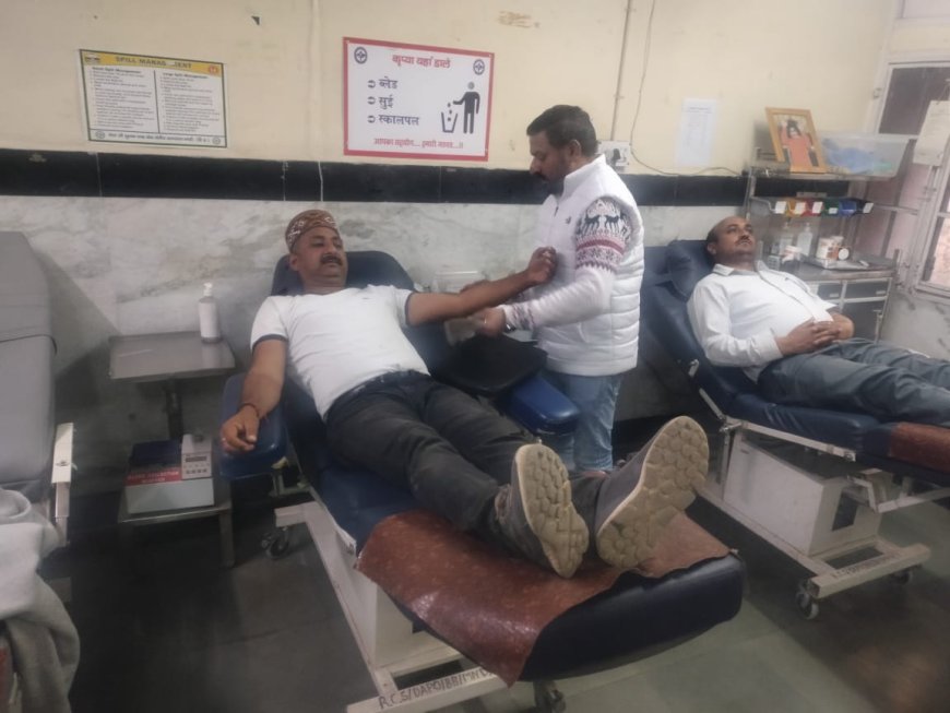 35वीं बार रक्तदान कर शिक्षक नेता दयाराम ठाकुर ने रचा इतिहास – समाजसेवा का अनूठा उदाहरण