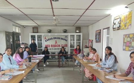 टीबी मुक्त पोस्टर प्रतियोगिता में रितिका ने मारी बाजी