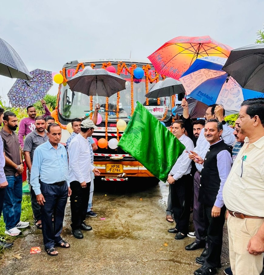 पंचायत हार जलाड़ी को मिली बस की सौगात, उपाध्यक्ष अजय वर्मा ने किया फ्लैग ऑफ 🚍