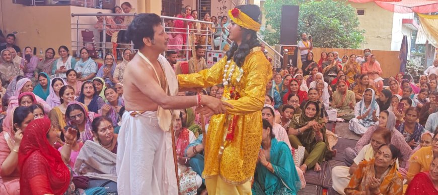 पुराना कांगड़ा में श्रीकृष्ण-सुदामा झांकी ने मोहा मन