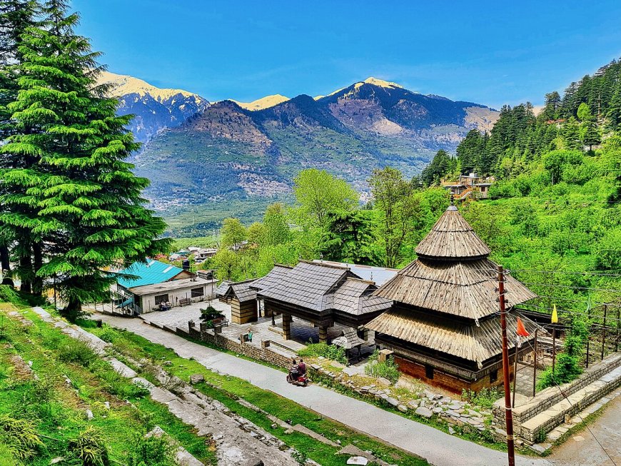 “नग्गर का वह मंदिर, जहां लकड़ी खुद बताती है अपनी रहस्यमयी कहानियां”