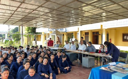 डाइट हमीरपुर गौना करौर में नशा मुक्ति पर वाद-विवाद प्रतियोगिता आयोजित