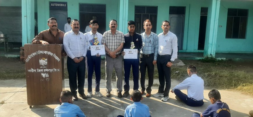 पीएम श्री स्कूल बाल नादौन के छात्रों ने कला उत्सव में चमक बिखेरी