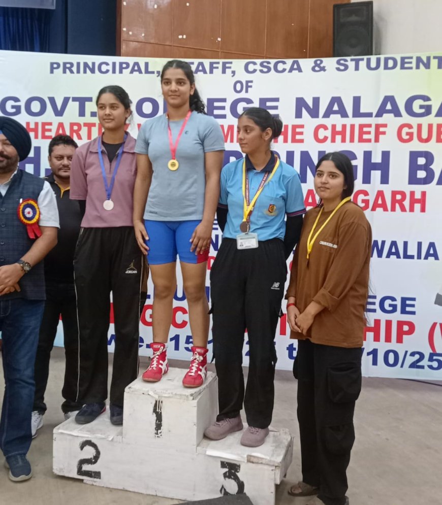 🏆 नूरपुर की सिया ने कुश्ती में मचाया धमाल — जीता सिल्वर, आर्य कॉलेज की तीन बेटियों ने चमकाया नाम!