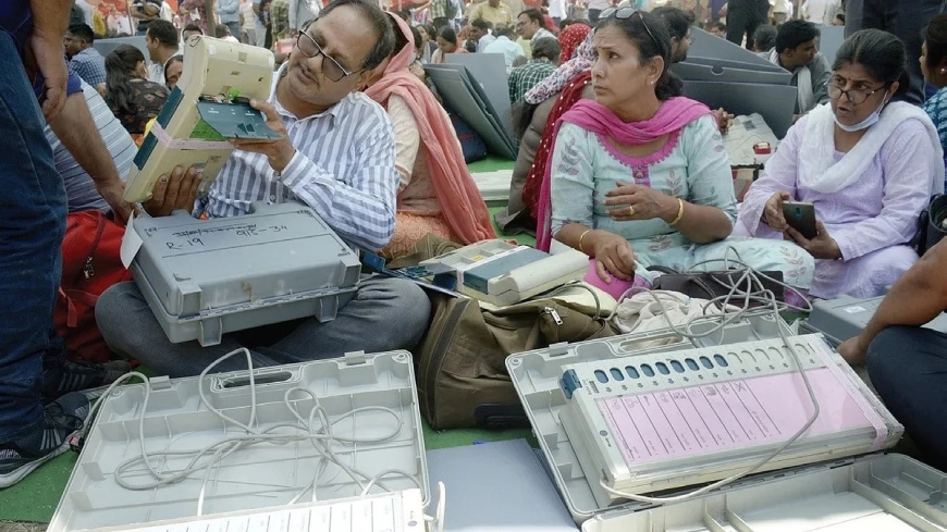 मतदाता सूची में बड़ा बदलाव: चुनाव आयोग आज करेगा SIR की घोषणा