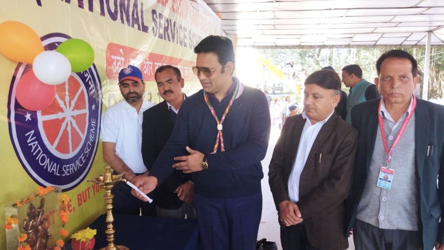 बड़ोंह में एनएसएस शिविर का समापन, R.S. बाली बोले—बच्चों का सर्वांगीण विकास जरूरी