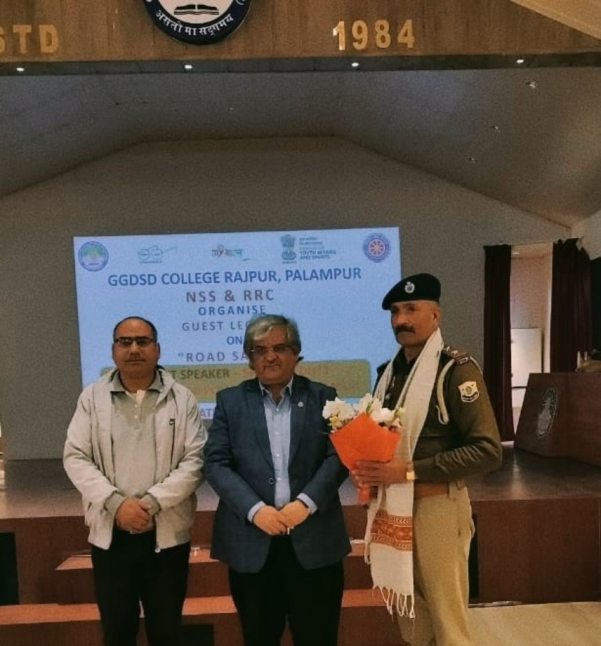 जीजीडीएसडी कॉलेज राजपुर में सड़क सुरक्षा पर विशेष व्याख्यान