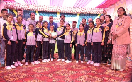 तियारा स्कूल में वार्षिक समारोह, MLA पवन काजल की बड़ी घोषणाएँ