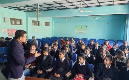 नादौन कॉलेज में ‘द टाइम्स ऑफ़ इंडिया’ का बड़ा धमाका! छात्रों को मिली करियर, डिजिटल मार्केटिंग और स्किल ट्रेनिंग की खास सौगात