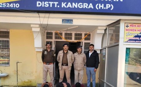 फुटमैट के नीचे छिपाया चिट्टा! नगरोटा पुलिस ने तीन युवक दबोचे