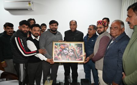 नादौन पहुंचे पूर्व CM जयराम ठाकुर, BJP कार्यकर्ताओं ने किया भव्य स्वागत