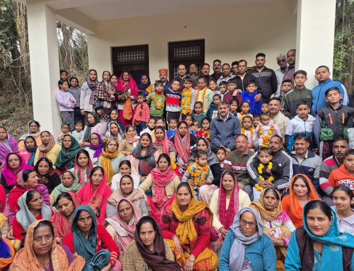 ढूंगियारी में सामुदायिक भवन का शुभारंभ, काजल ने सरकार पर साधा निशाना