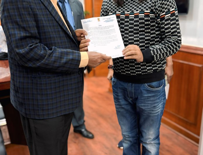 हिमाचल के इंदर जीत को दिल्ली में बड़ा सम्मान! केंद्रीय मंत्री रामदास अठावले ने किया सम्मानित