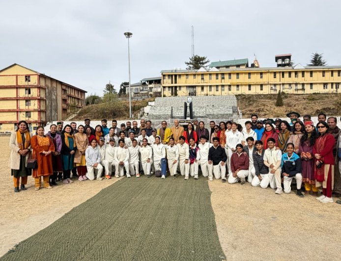 महिला क्रिकेट में कांगड़ा का दबदबा, HPU इंटर कॉलेज खिताब जीता