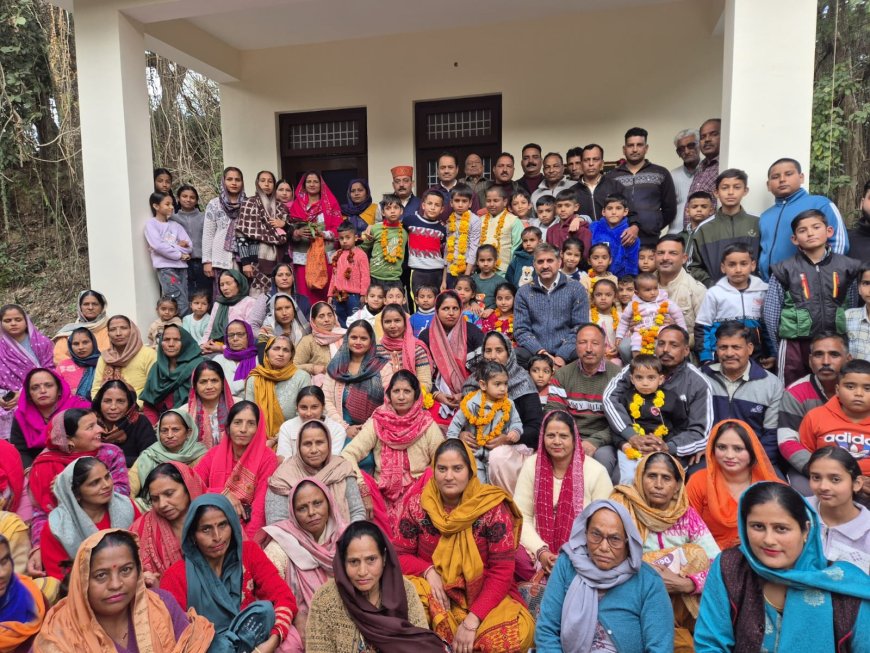 ढूंगियारी में सामुदायिक भवन का शुभारंभ, काजल ने सरकार पर साधा निशाना