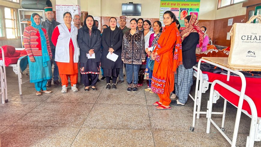 सिविल हॉस्पिटल कांगड़ा में UHC दिवस पर जागरूकता कार्यक्रम