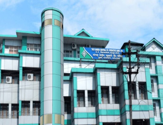 पुराना कांगड़ा में शुरू हुआ KCC बैंक ATM, 5000 लोगों को राहत