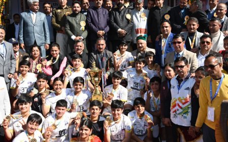 स्कूलों में मोबाइल बैन! CM सुक्खू का बड़ा ऐलान