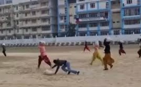 हिमाचल पशु मित्र भर्ती 25 किलो की बोरी उठाकर दौड़ लगा रही महिला गिरी, Video Viral होते ही फूटा लोगों का गुस्सा