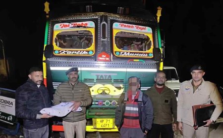 सिरमौर पुलिस की बड़ी कार्रवाई, 3.43 ग्राम स्मैक और 3.14 किलो भुक्की के साथ 2 दबोचे