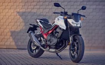 Honda CB750 Hornet पर धमाकेदार ऑफर, बाइक पर मिल रहा 1 लाख तक का डिस्काउंट, जल्दी करें  !